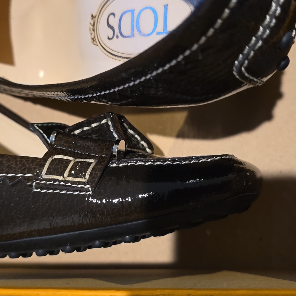 Shoes - Picture 2 of 5